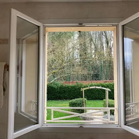 Homestay Chez Suzanne *